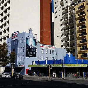 Hostel Wallaby Backpackers - Note - Valid Passport Required To Check In -, Perth
