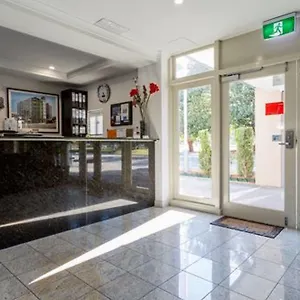 Baileys Parkside By Vetroblu Motel