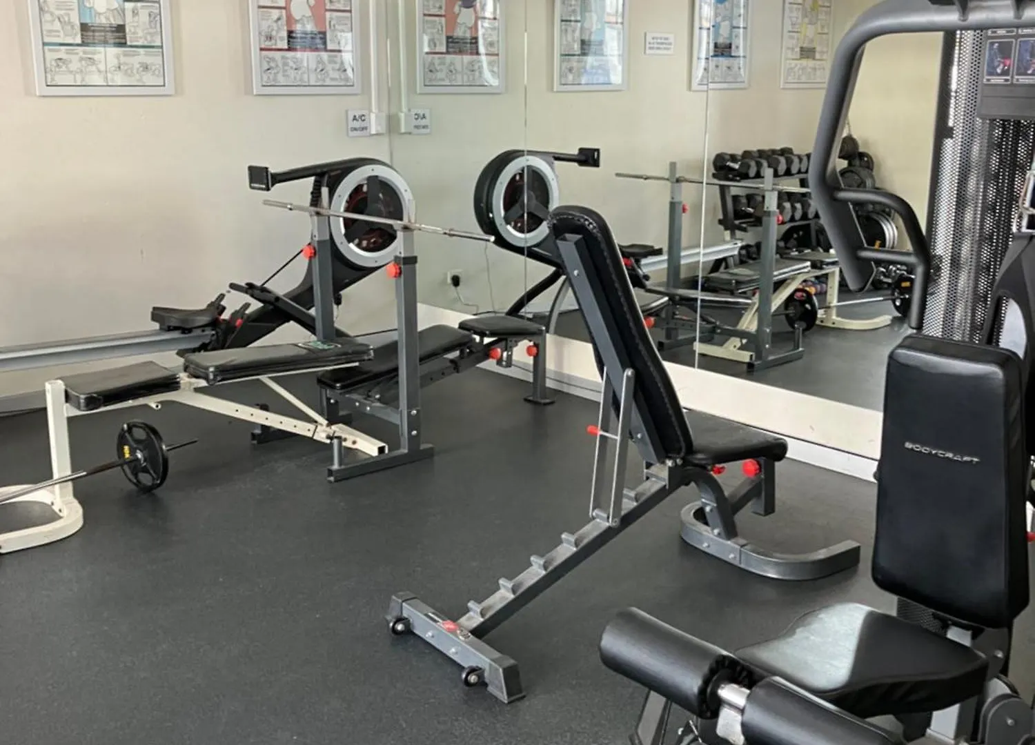 Great Place In Perth Cbd - Min 3 Mths Stay 0*,  Australia