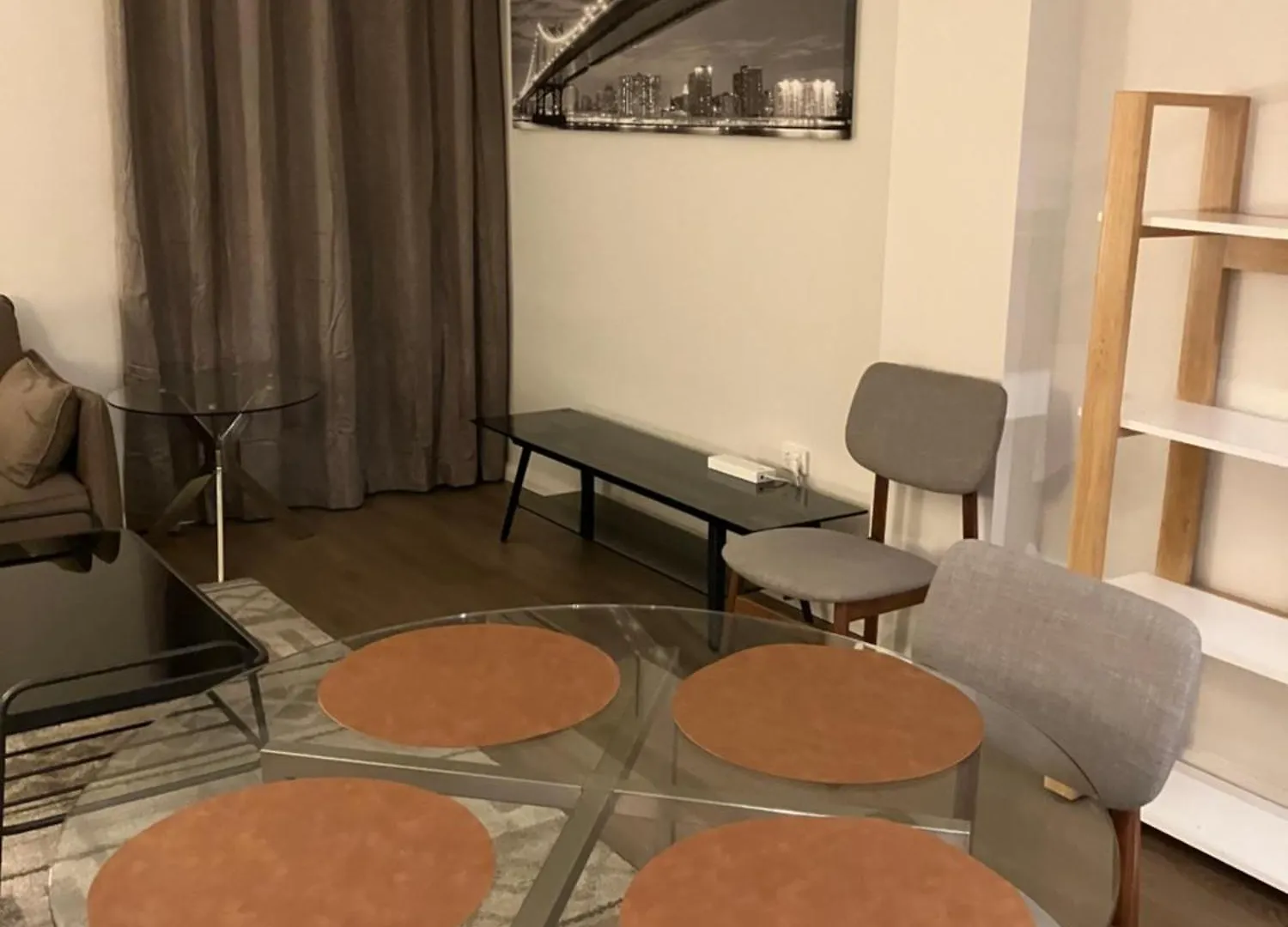 Great Place In Perth Cbd - Min 3 Mths Stay Australia